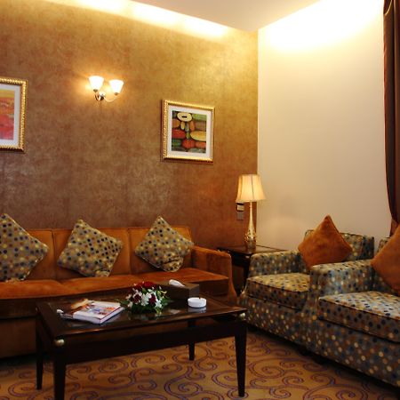 Century Hotel Doha Eksteriør billede