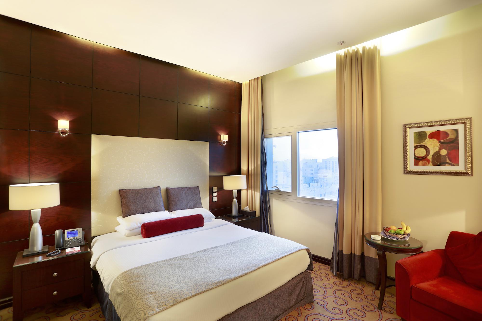 Century Hotel Doha Eksteriør billede